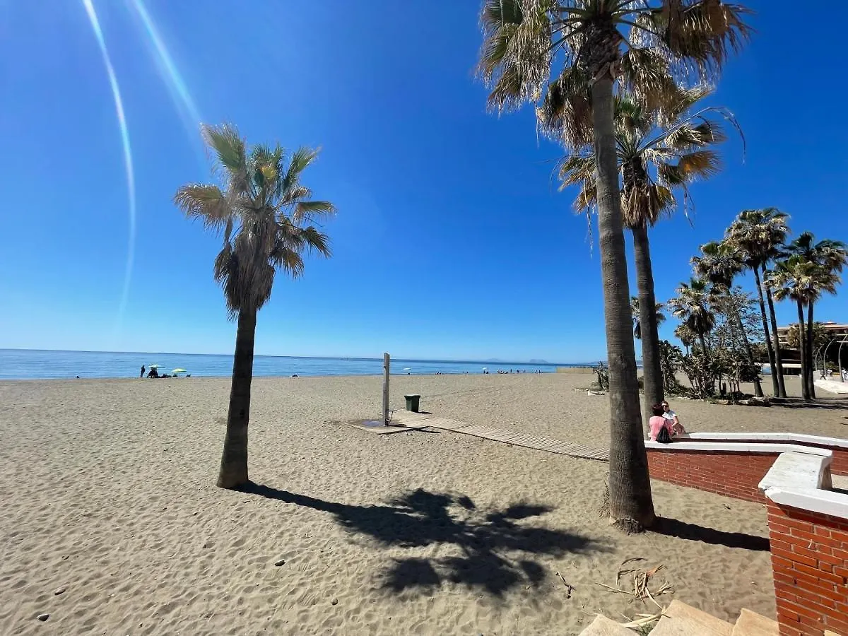 2 Bedroom Beachfront Apartment In Estepona, Malaga. Spanje